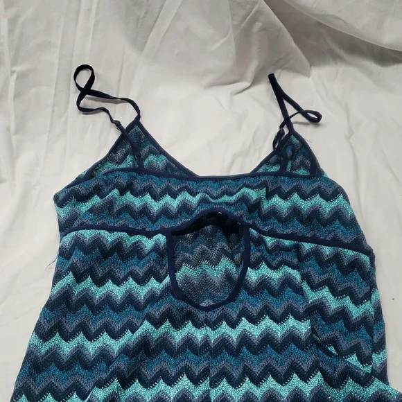 Blue Chevron Pattern Dress - Picture 2 of 2